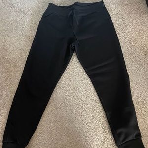 Brand new, never worn women’s 32 Degrees joggers
